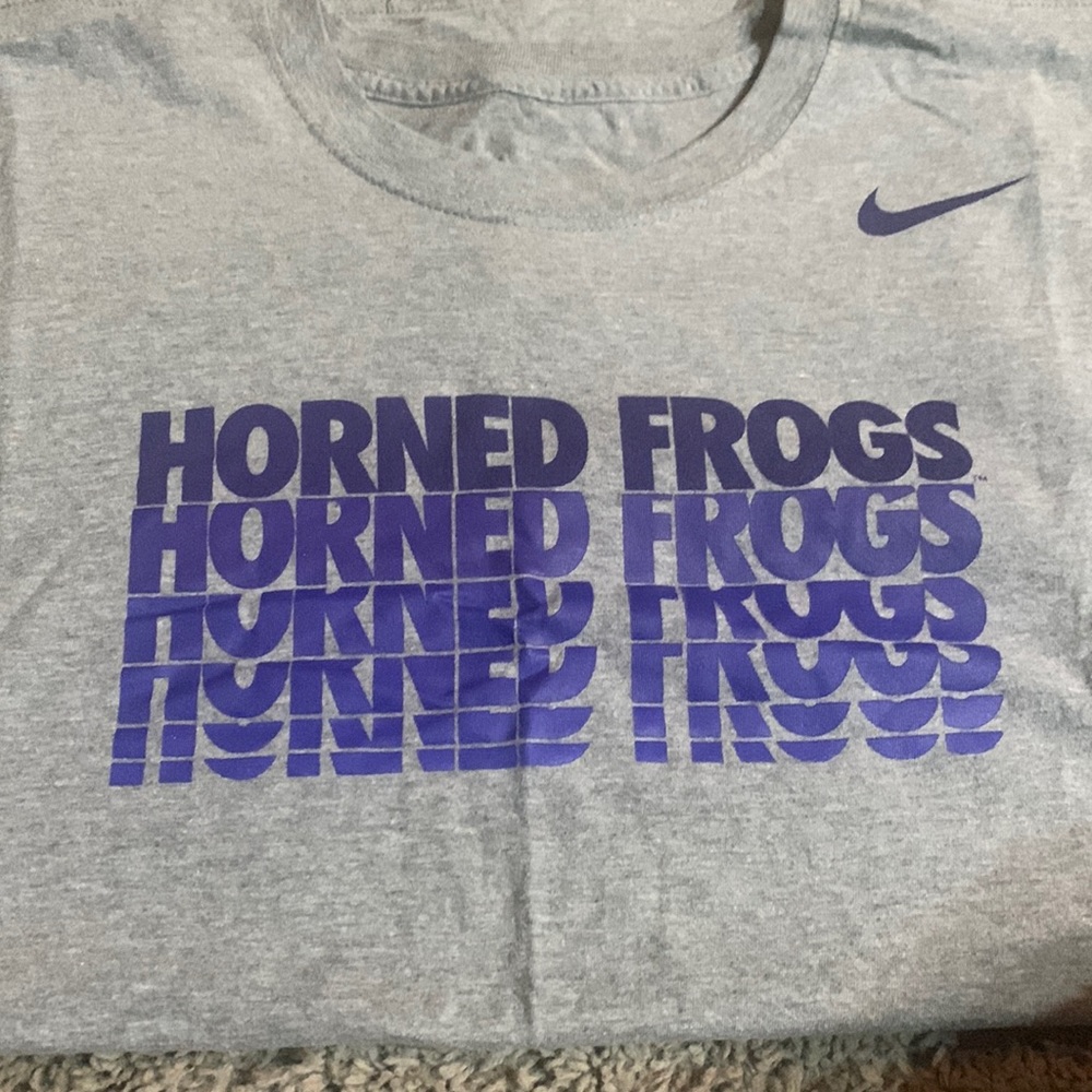 Nike. Mens XL